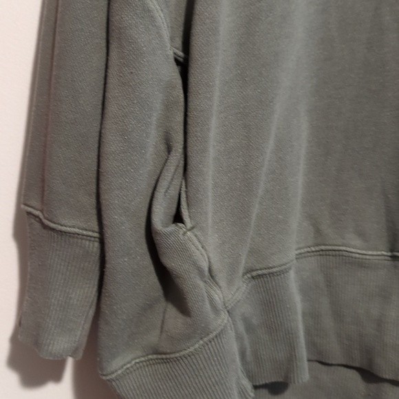 Aerie Oversized Turtleneck Sweatshirt XL - Picture 3 of 6